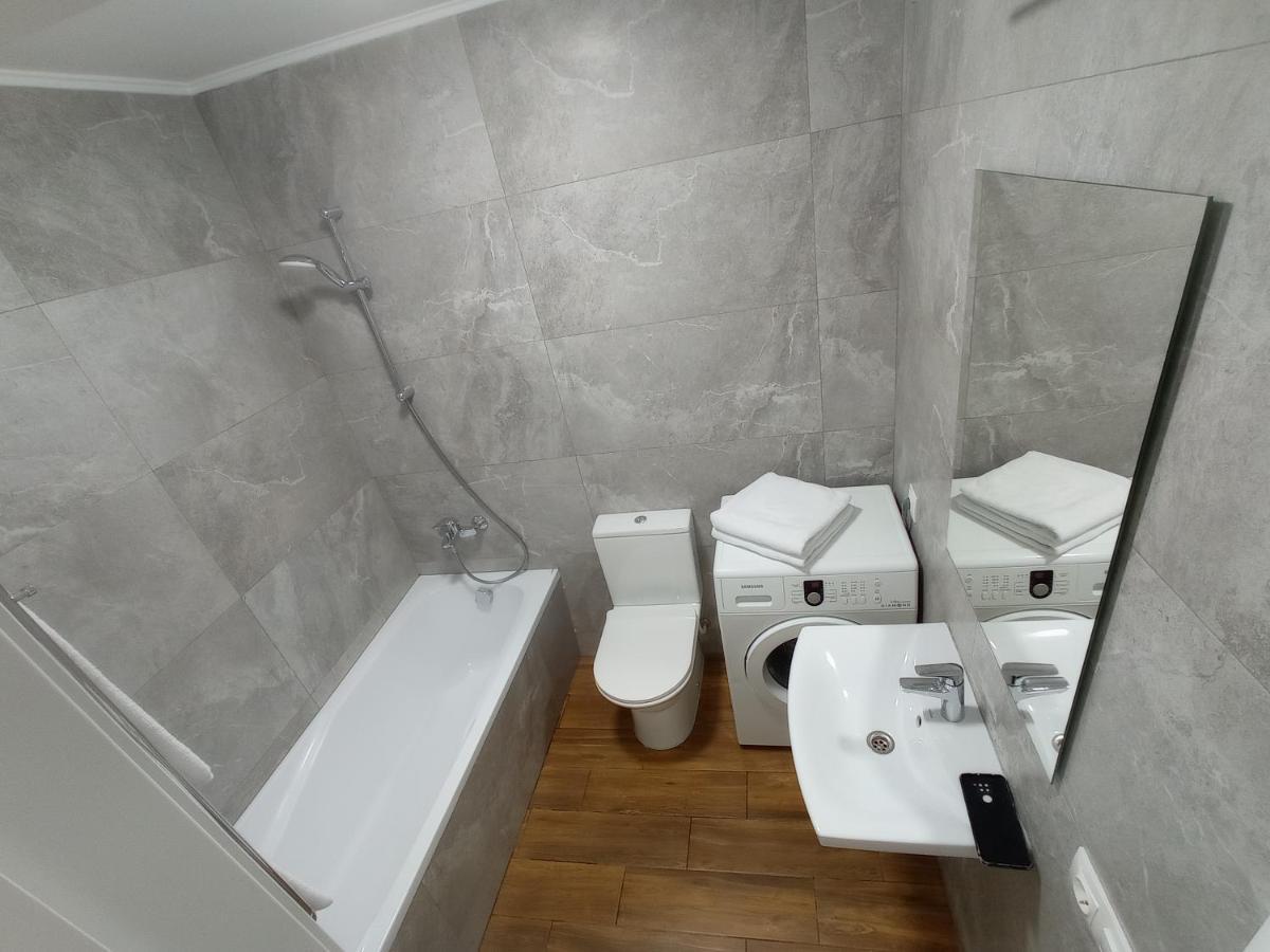 N.A.N. Apartments City Centre Киев Экстерьер фото